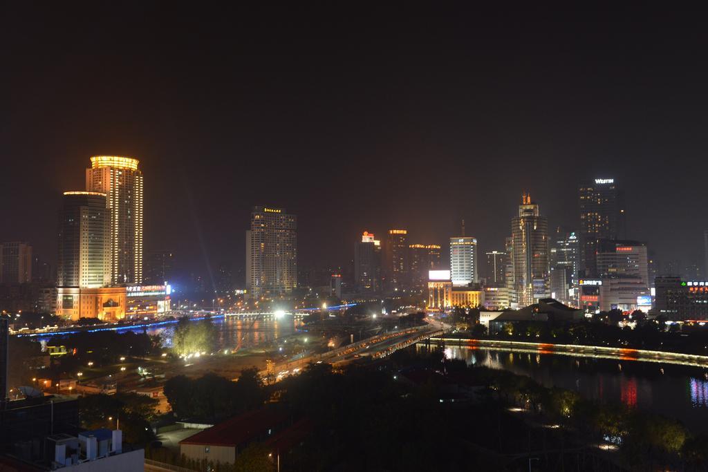Yitel Ningbo Old Bund Hotel Extérieur photo